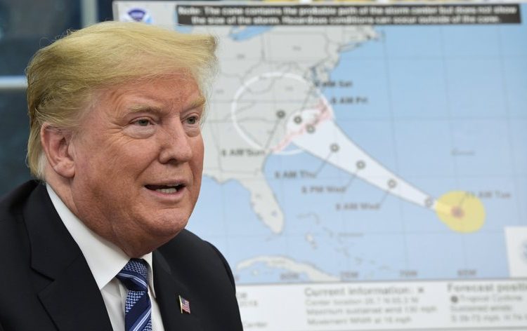 Revelan que Trump propuso «vender» Puerto Rico tras ser azotada por el huracán María