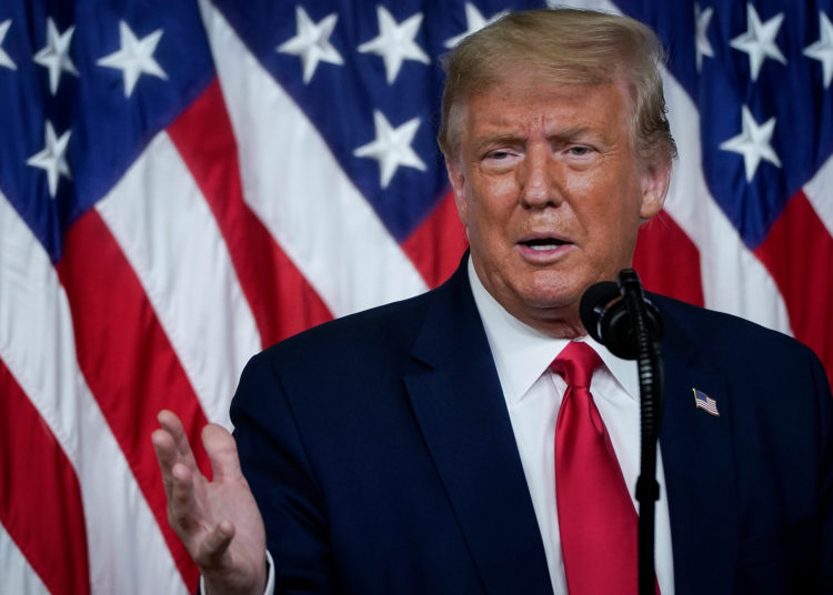 Trump sugiere retrasar elecciones tras afirmar que la votación por correo será «la más inexacta y fraudulenta de la historia»