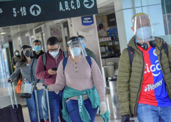 81 salvadoreños varados en Colombia y Ecuador retornaron al país