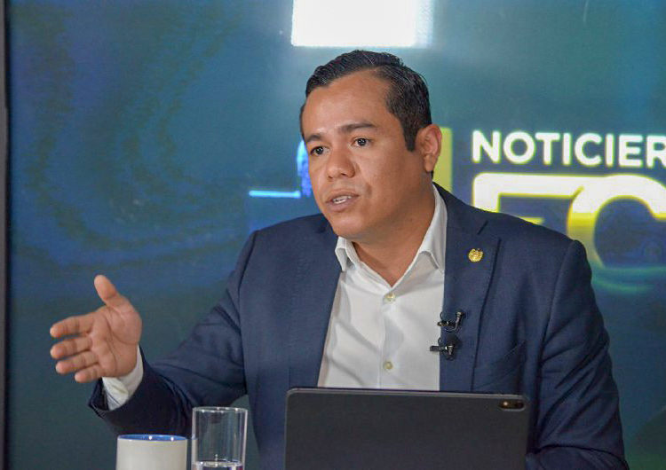 Zelaya tiende la mano a la Asamblea Legislativa para lograr acuerdos financieros en beneficio del país