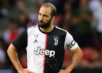 Andrea Pirlo anunció que Gonzalo Higuaín no será tenido en cuenta en Juventus