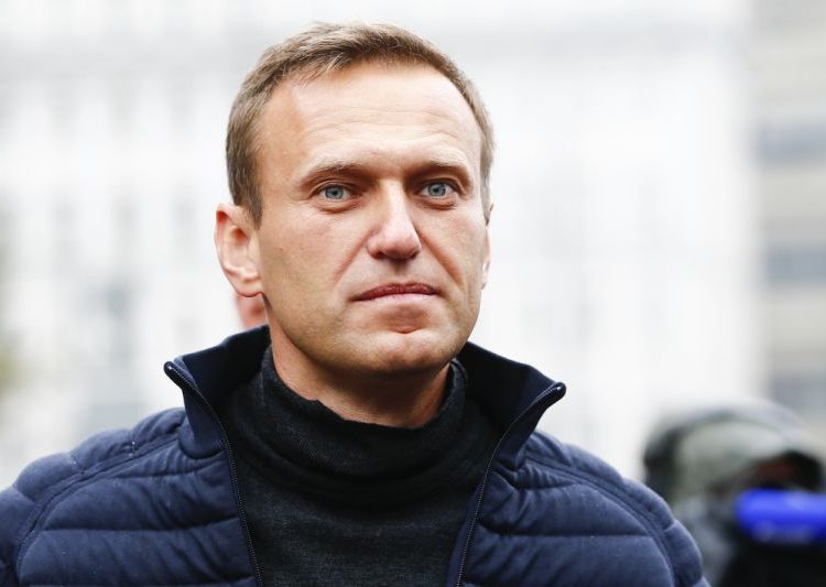 El gobierno alemán considera que es “bastante probable” que el opositor ruso Alexei Navalny haya sido envenenado