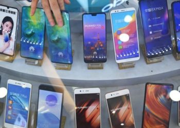 La venta mundial de teléfonos celulares cayó un 20,4% en el segundo trimestre del año