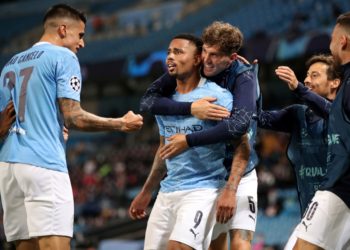 El Real Madrid, eliminado de la Champions por el Manchester City que aprovechó los errores de Varane