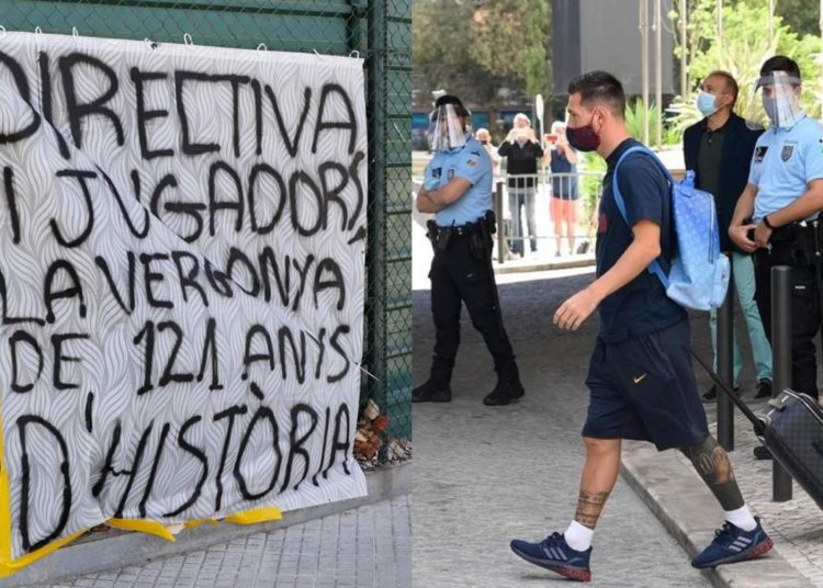 Los fanáticos del Barcelona expresaron su furia y fueron a protestar a las puertas del club