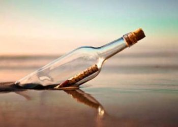 Un mensaje en una botella enviado hace 35 años regresa al remitente