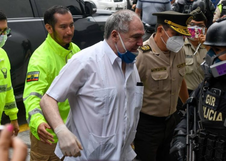 Detienen al expresidente de Ecuador Abdalá Bucaram por presunta delincuencia organizada