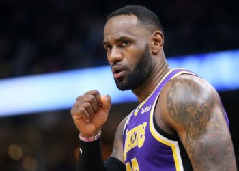 LeBron afirma que los jugadores no echarán de menos a Trump como espectador