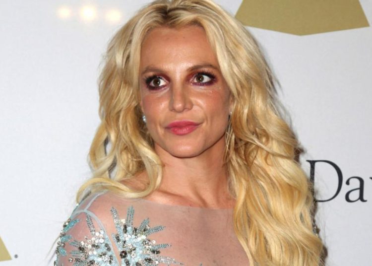Golpe a Britney Spears ya que una corte determinó que su padre continuará como su tutor legal