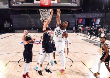 Nuggets evitan eliminación al imponerse al Jazz en el quinto de la serie