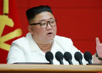 Kim Jong-un reaparece en público después de la ola de rumores que afirmaban que estaba en coma