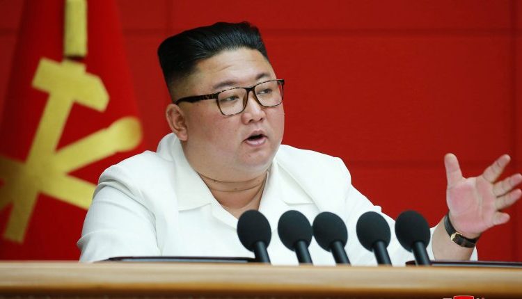 Kim Jong-un reaparece en público después de la ola de rumores que afirmaban que estaba en coma