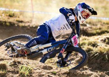 Salvadoreña Mariana Salazar fue sexta en la Copa Alpes de Downhill en Francia