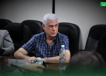 Sofía Medina a Parker: «Lo que no conocemos es a cuántos de sus ‘asesores’ que no llegan a trabajar les estamos pagando de nuestros impuesto»