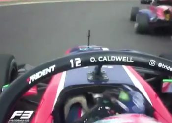 (VIDEO) Impactante choque entre pilotos de la Fórmula 3 deja un auto partido en dos