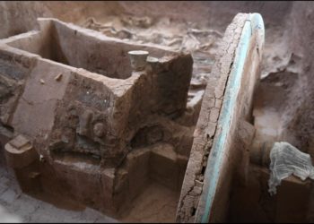Restauran en China un carro de guerra de 3.000 años de antigüedad