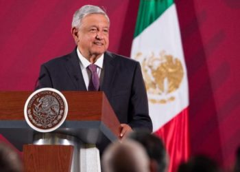 López Obrador defiende su gestión del coronavirus cuando México supera los 50.000 muertos