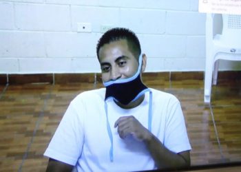 Se aplaza audiencia de asesinos de un policía por falta del abogado de un imputado