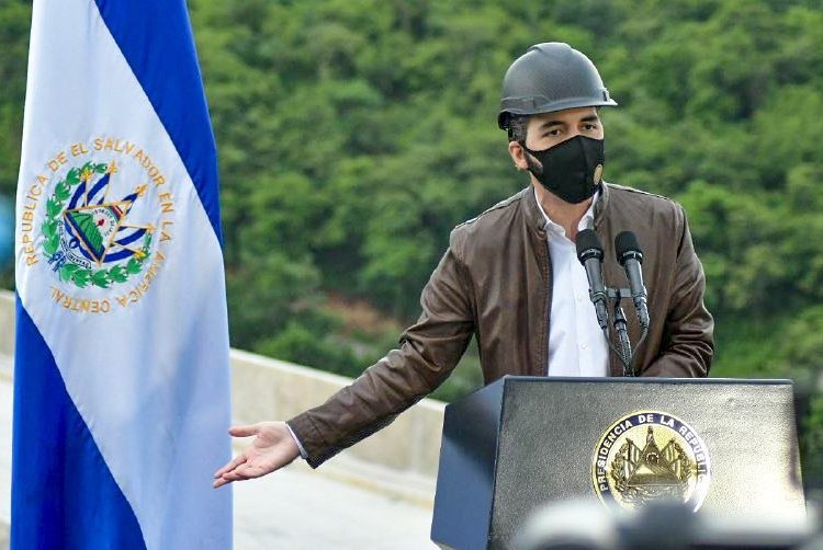 Presidente Bukele verifica trabajos en presa El Chaparral: asegura han avanzado un 20% en un año de su gestión
