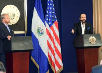 Estados Unidos dona a El Salvador 158 ventiladores mecánicos para pacientes con covid-19