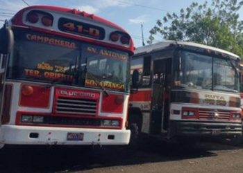 Alcaldes de Santa Tecla y Soyapango dicen tener información que el transporte público no circulará en la reapertura económica