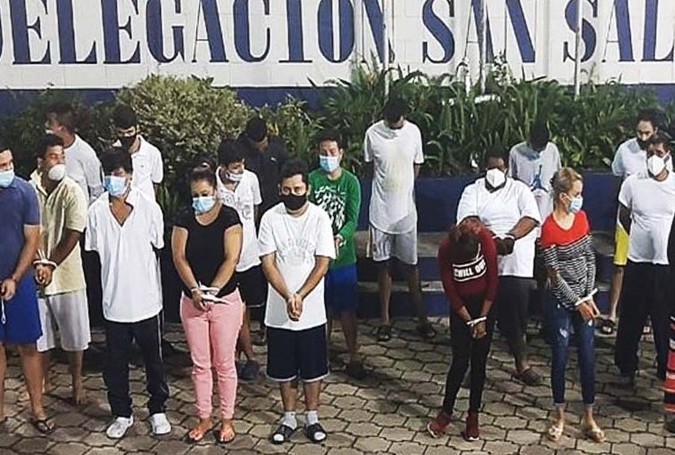 Jueza ordena detención contra presuntos pandilleros, entre los que se encuentra un futbolista de Primera División