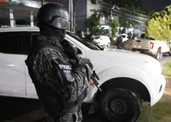 Gallegos propondrá a la Asamblea la creación de una comisión especial para investigar paradero de armas permutadas por Gustavo López