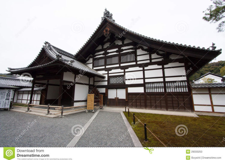 Decide limpiar la habitación de su hermano desaparecido hace 5 años y encuentra un esqueleto