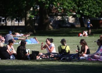 Gobierno recomienda definir reglas y límites para crear los «clústeres» para el cuido la familia