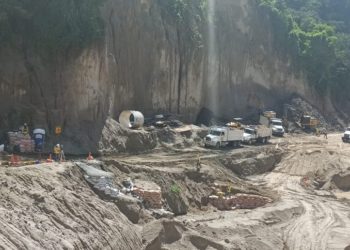 Reparación de cárcava en col. Santa lucía, de Ilopango, avanza en un 60%, asegura MOP