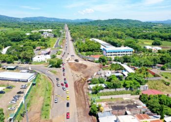 MOP supervisa avances en construcción del Periférico Gerardo Barrios