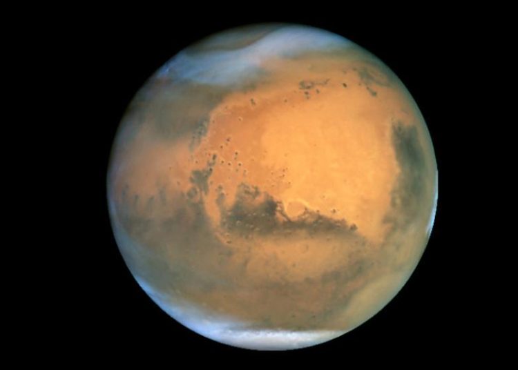 (VIDEO) Detectan un parpadeo de luz ultravioleta en el cielo nocturno de Marte