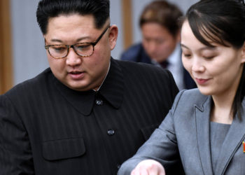 Medios surcoreanos reportan que Kim Jong-un está en coma y el poder del país pasó a su hermana