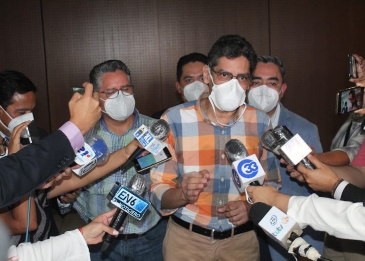 Presidente Bukele: «Así es como nuestro sistema de justicia trata a los traficantes de armas»