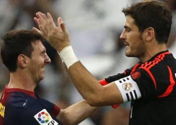 Lionel Messi despidió a Iker Casillas, una de sus víctimas favoritas