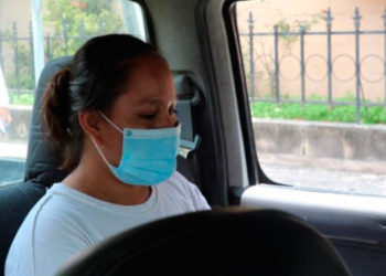 Queda detenida mujer que golpeó a su sobrino de 3 años hasta matarlo