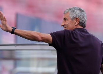 La directiva le anuncia a Quiqué Setien que deja de ser el director técnico del Barcelona