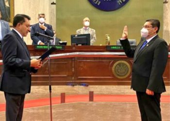 Roberto Anzora es elegido presidente de la Corte de Cuentas