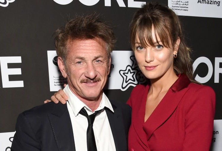 Sean Penn se casó en secreto con su novia, Leila George