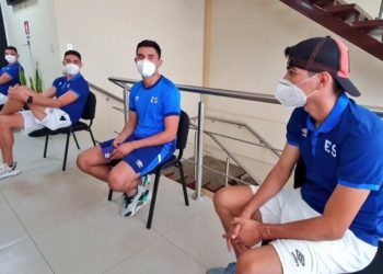 Detectan un positivo de covid-19 en la Selecta: cancelan entrenos y juegos ante Granada y Monserrat