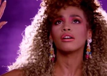 Whitney Houston alucinaba con satán antes de morir