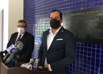 Presidente Bukele reprocha a diputados no haber recibido a Zelaya: «Otro día perdido para nuestro ministro de Hacienda»