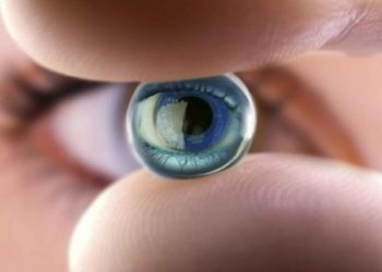 Científicos australianos se preparan para realizar el primer trasplante de ojo biónico a un humano