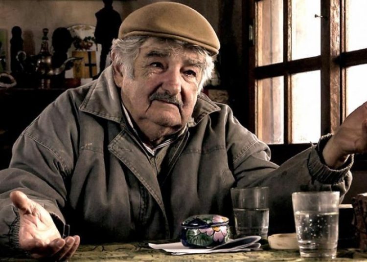 Expresidente uruguayo José Mujica anunció que deja la política