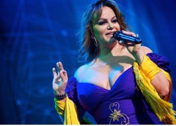 Jenni Rivera se comunica con psíquico del FBI para alertar a Chiquis