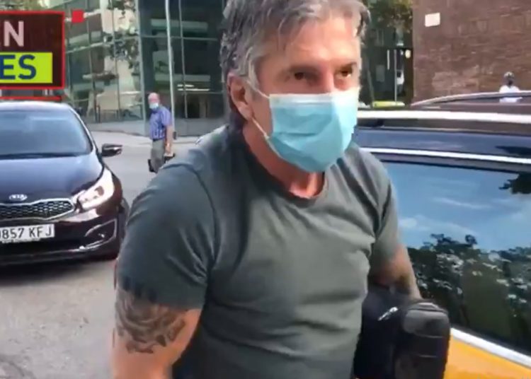 El padre y agente de Messi rompe su silencio y afirma que es «difícil» que el futbolista se quede en el Barcelona