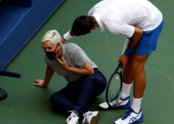 Amenazaron de muerte a la jueza de línea que recibió el pelotazo de Novak Djokovic en el US Open