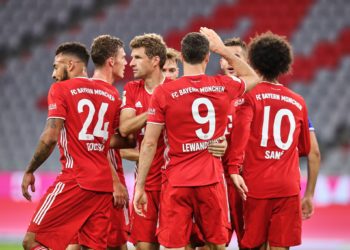 Bayern Munich golea 0-8 al Schalke 04 en su primer partido de la Bundesliga
