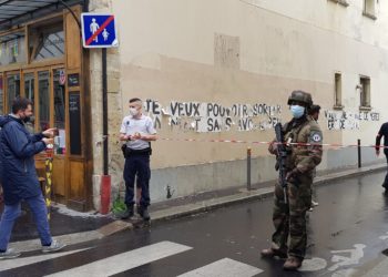 Dos heridos en un ataque con cuchillo cerca de las antiguas oficinas de la revista Charlie Hebdo en París