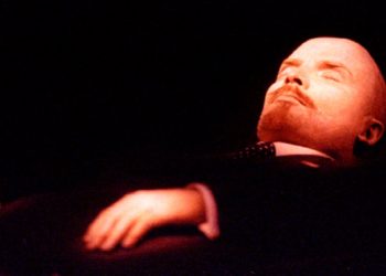 Un estadounidense pretende comprar el cuerpo de Lenin para llevárselo a Washington